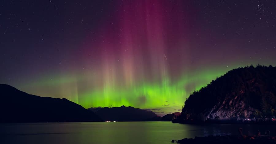 Auroras boreales: el espectáculo de luz que pinta el cielo de verde y violeta