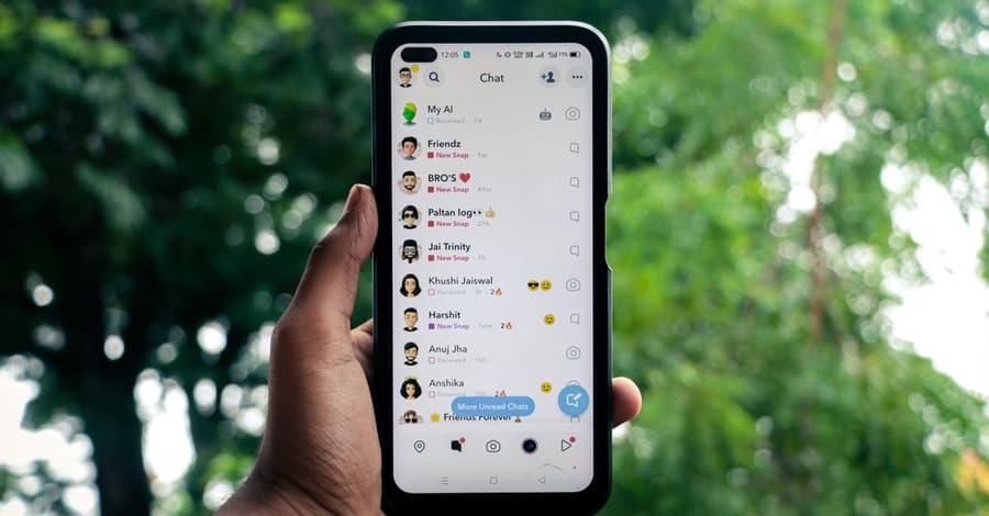 Cómo recuperar mensajes borrados de WhatsApp (Android y iPhone) en 2026