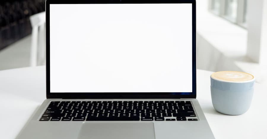 Dark patterns: las trampas de diseño que te manipulan en internet y cómo reconocerlas