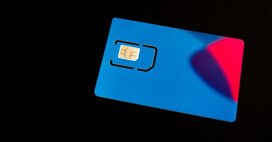 Qué es la eSIM y cómo funciona: la tarjeta SIM que ya no existe físicamente